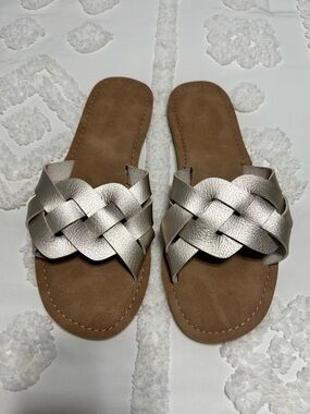 Woven Leather Metallic Gold Slide Sandals - Silver